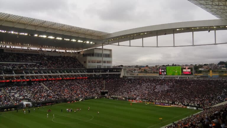 Corinthians e Flamengo em jogo de 2015 na Arena Corinthians, foto de arquivo; não retrata o jogo de 2026